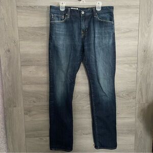 AG The Graduate Jeans